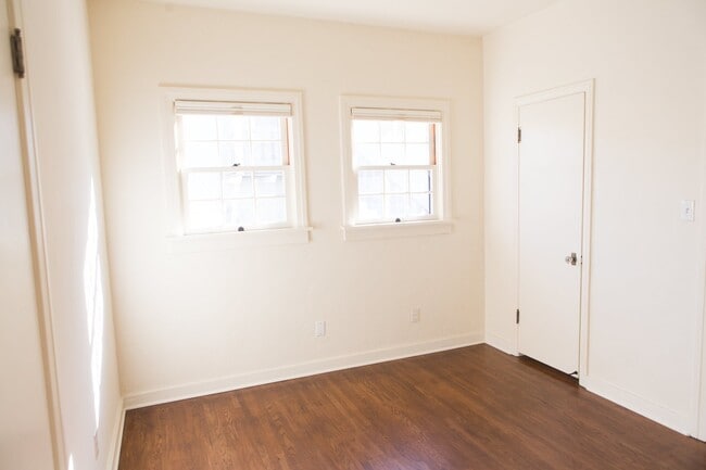Photo - JBQUINCY Unit 204 1/2