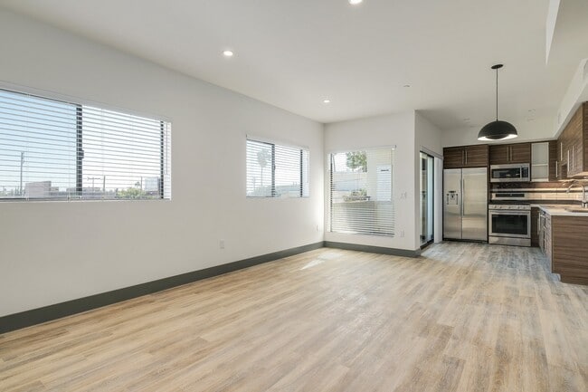 Photo - 3743 Midvale Ave Unit 301