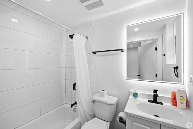 Photo - 3001 Van Buren Pl