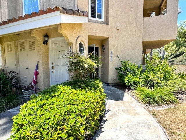 Building Photo - 25155 Via Terracina Rental