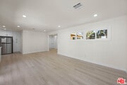 Photo - 15906 San Fernando Mission Blvd House