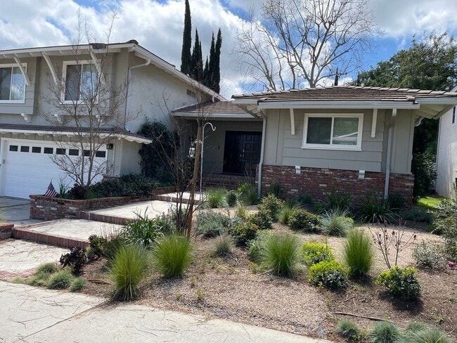 Photo - 5515 Lake Lindero Dr House