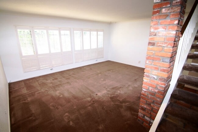 Photo - LA PALMA 4BR/2.5BA HOME IN HIGHLY SOUGHT AFTER NEIGHBORHOOD