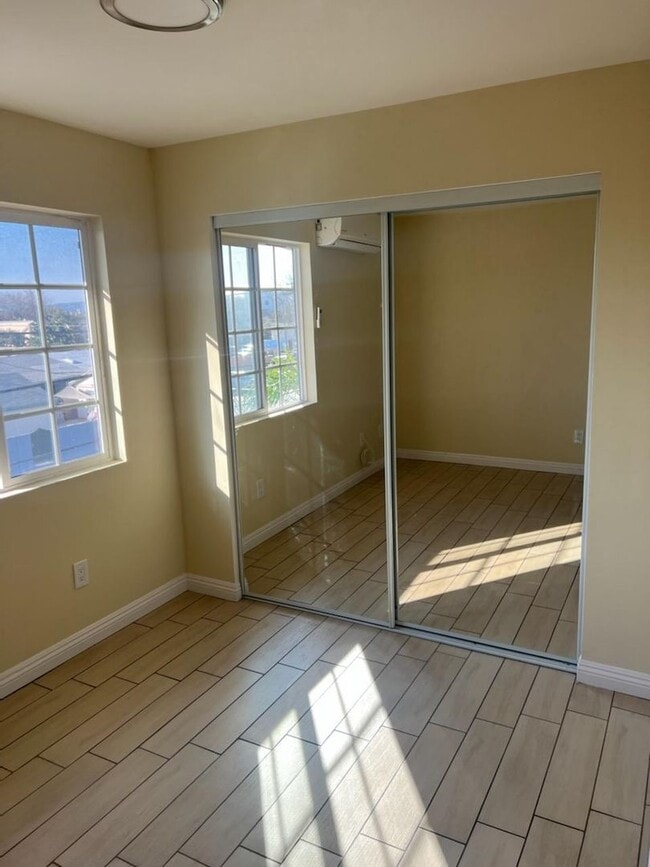 Photo - 3856 Normandie Ave Unit 16