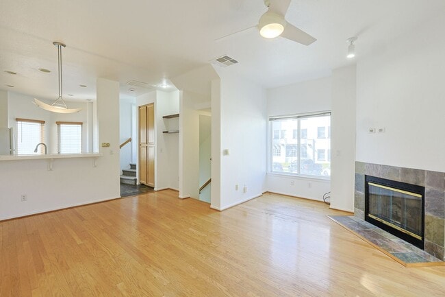 Photo - 2 Bed / 2.5 Bath Condo – Walk to Balboa Park!