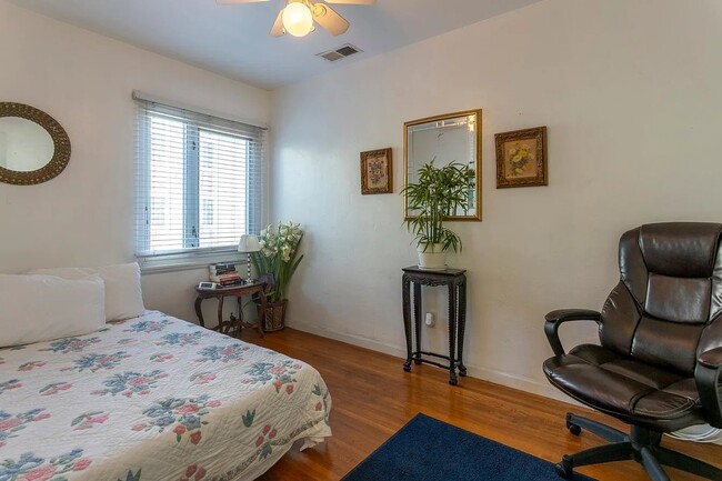 Photo - 434 Fir St