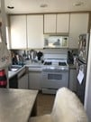 kitchen - 640 Vernon Ave Unit 2