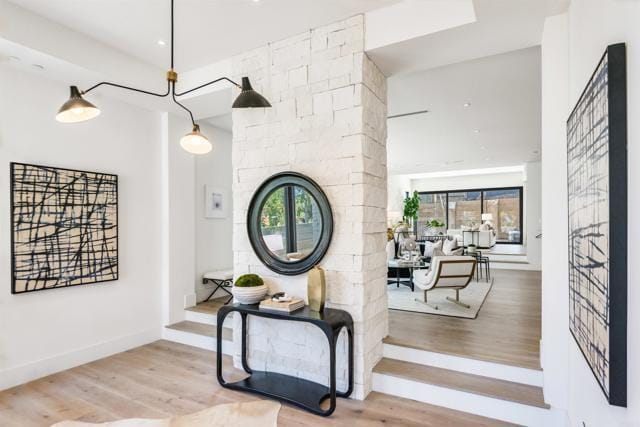 Photo - 1024 Centinela Ave