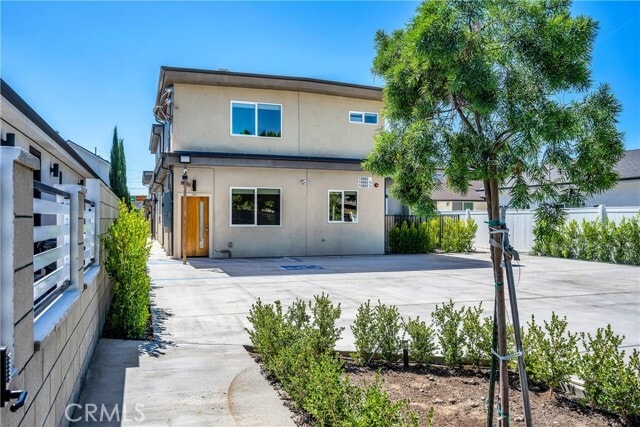 Photo - 10882 Dora St