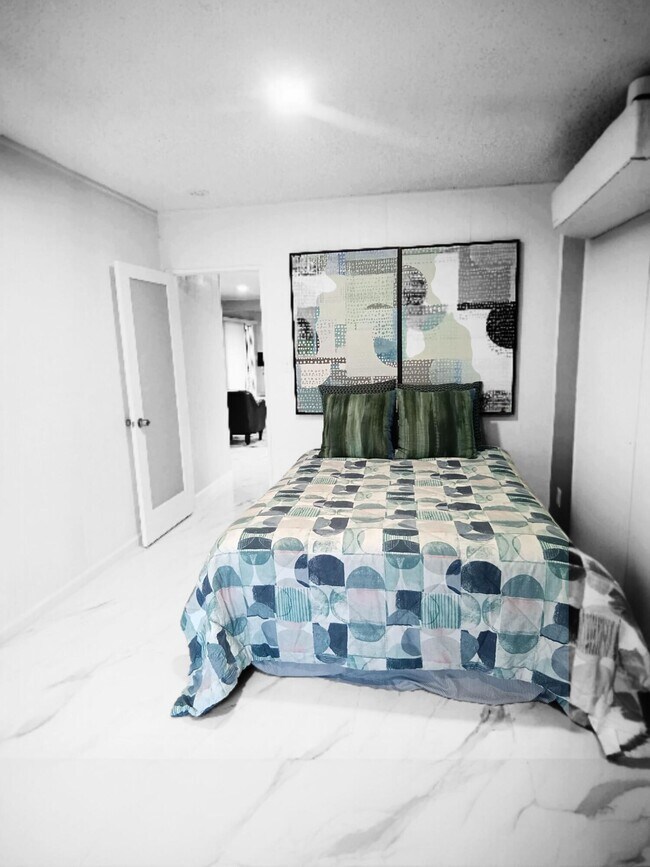 Photo - 315 E Stevens Rd Unit 4