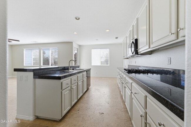 Photo - 3024 Tournament Dr