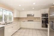 Photo - 2408 Independence Cir