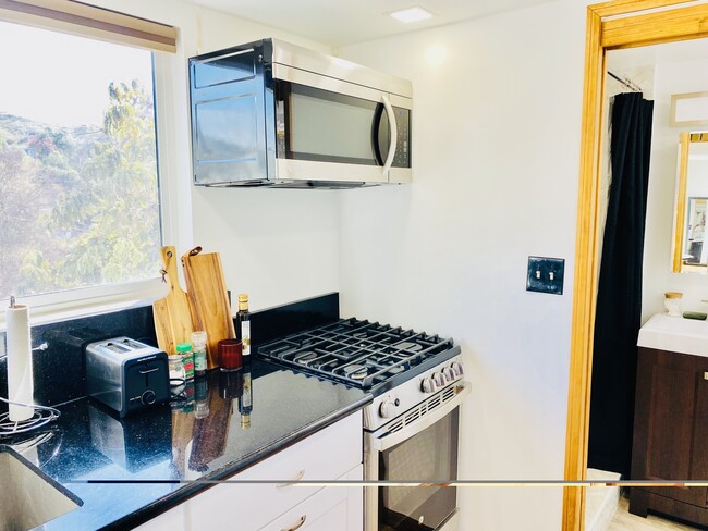 Photo - 2715 Alta St