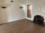 Living room - 1511 Cochran Ave Apartments Unit 1511