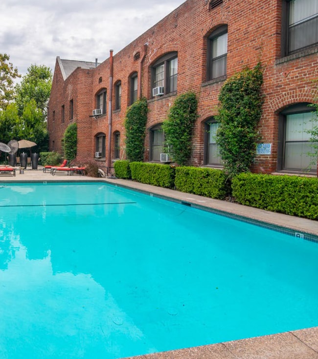 Building Photo - Citadel on Central