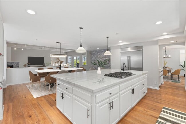 Photo - 512 S Granados Ave