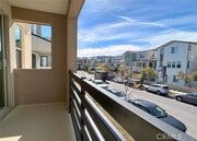 Photo - 211 Goldfinch St House