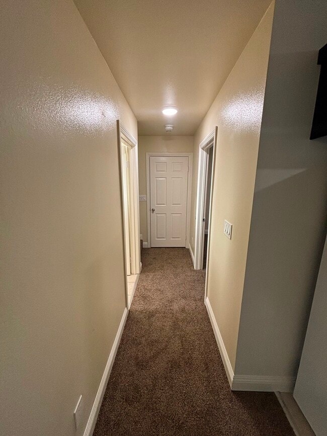 Photo - 1337 W 55th St