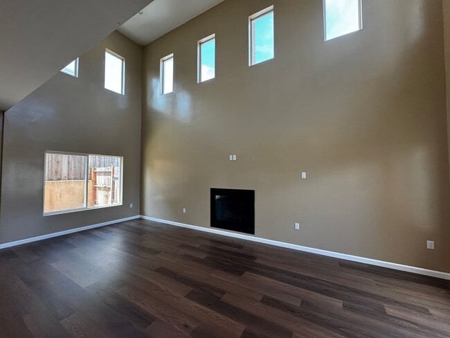Photo - 5 Bedroom Home in El Cajon