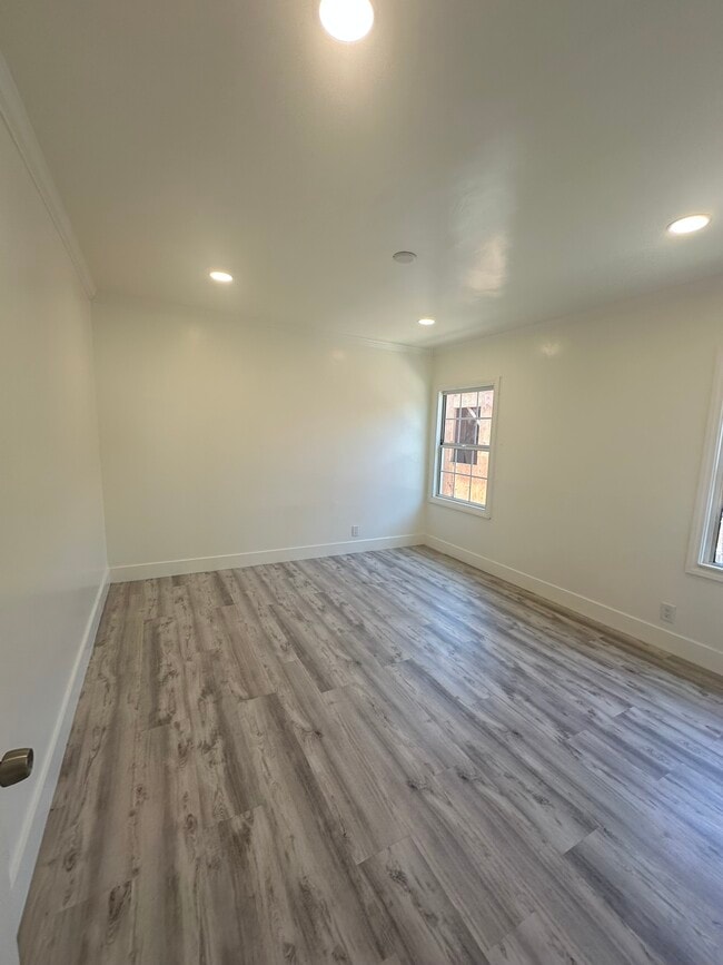 Photo - 8037 Campion Dr
