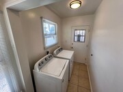 Photo - 2 Bedroom Single Story Home for Rent in Re...