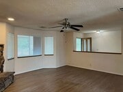 Photo - 3 bedroom 2 bathroom Home in the City of V...