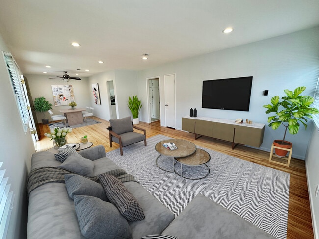 Building Photo - 8755 Reading Ave