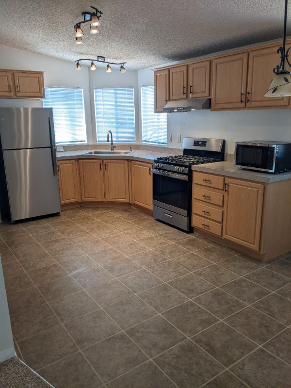 Photo - 19018 Westlawn St