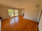 Photo - 620 Longfellow Ave Unit front