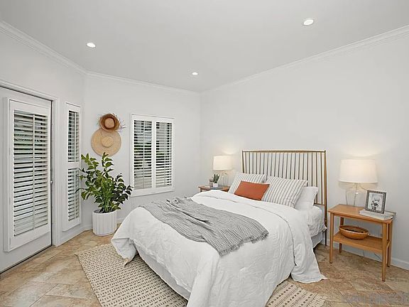 Photo - 620 State St Unit 11