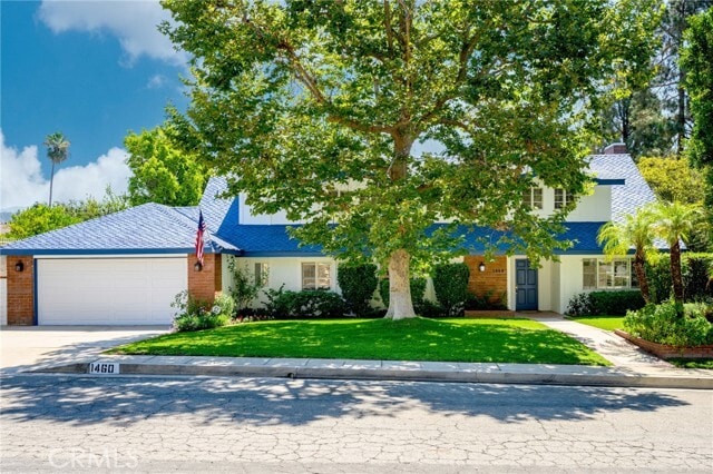 Photo - 1460 Thurlene Rd House
