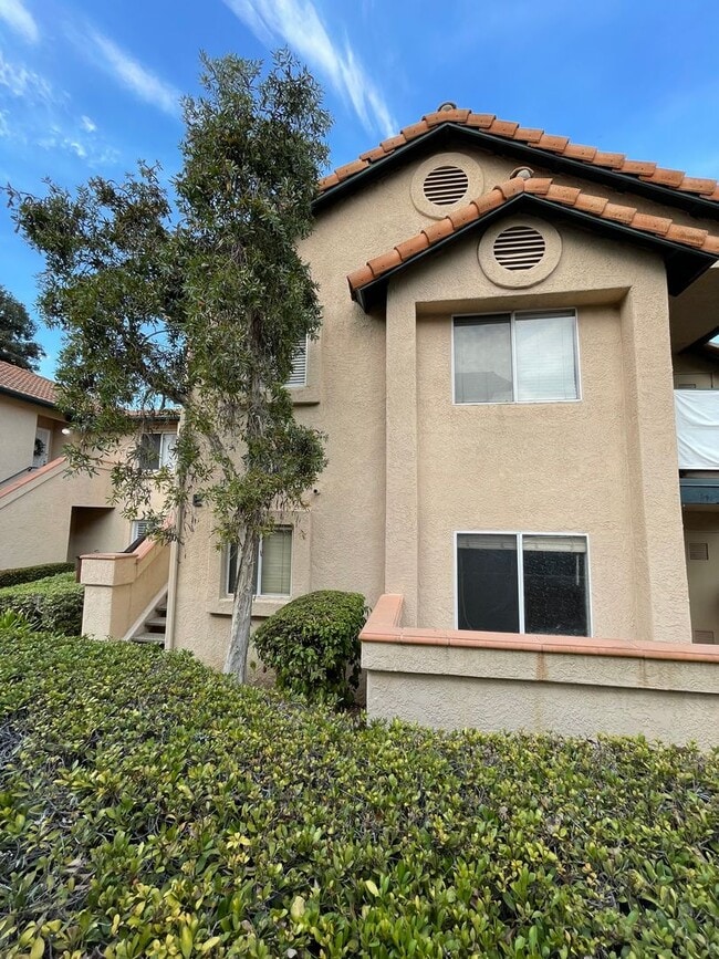 Fantastic 2br/2Ba Bottom Floor Condo in Th... - Fantastic 2br/2Ba Bottom Floor Condo in Th...
