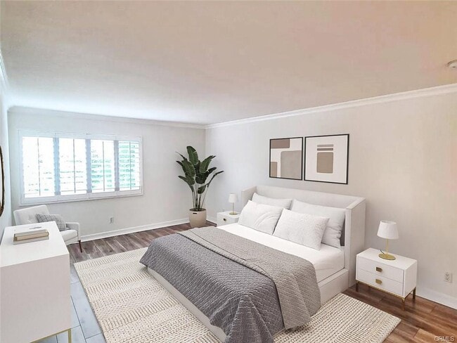 Photo - 5332 Lennox Ave