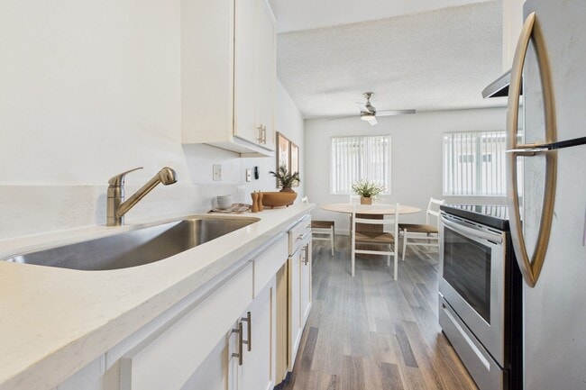 Photo - Country Club Apartments