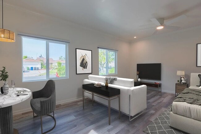 Photo - 7018 Lurline Ave