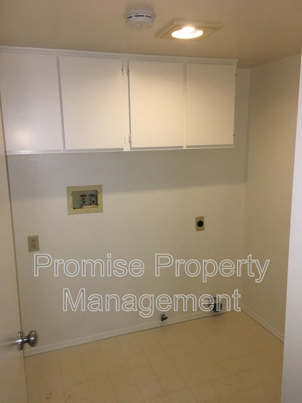 Photo - 1744 Calle Platico