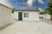 Photo - 6440 Lindley Ave