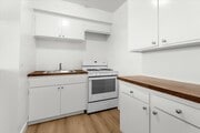 Photo - 4458 Woodman Ave