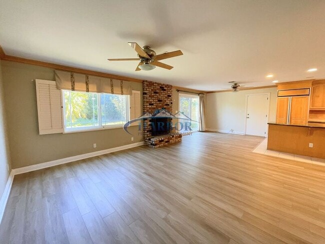 Photo - 23708 President Ave