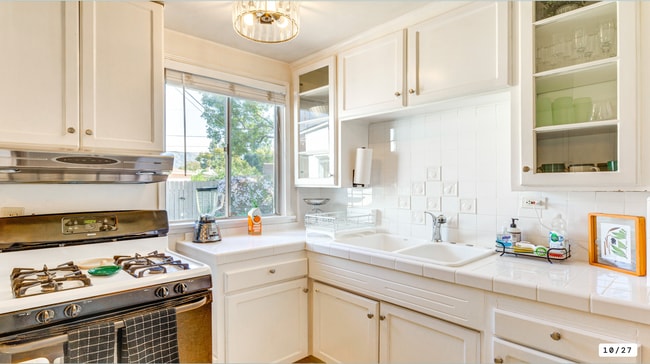 Photo - 506 N Rosemary Ln