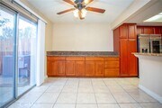 Photo - 1653 Toyon Pl