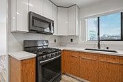 2BD x 1BA (UNIT 3 taken) UNIT 6 is available - 830 Bartlett St. Apartments