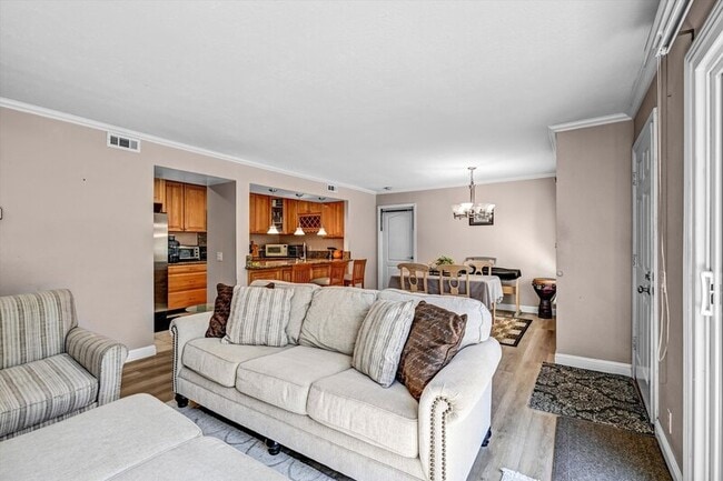 Photo - 4020 Porte La Paz Unit 110