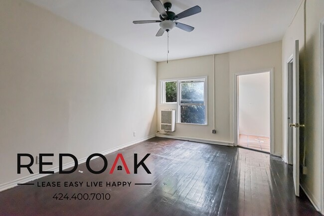 Building Photo - 835 S Oxford Ave Unit 202