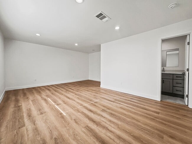 Photo - 12301 Flint Pl