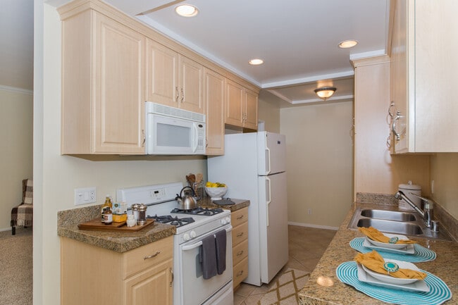 Kitchen - Beverly Arnaz