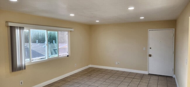 Photo - 1131 W Highland St Unit E