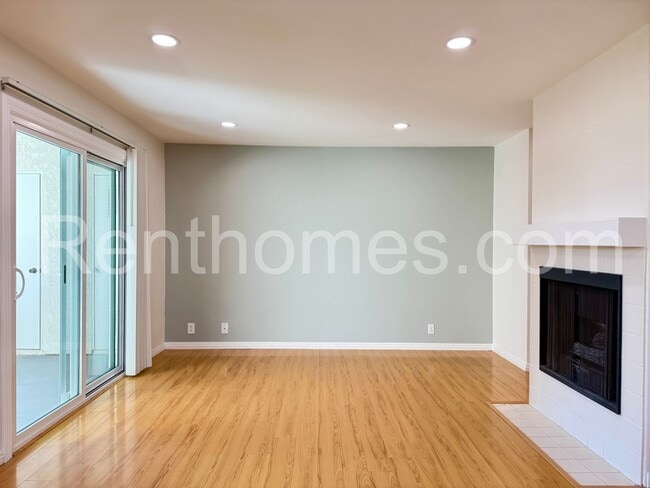 Photo - 10750 Aderman Ave Unit 73