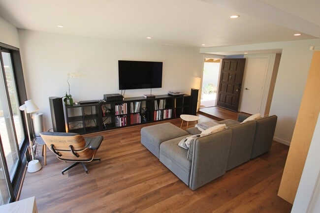 Photo - Furnished Recently Renovated Townhome