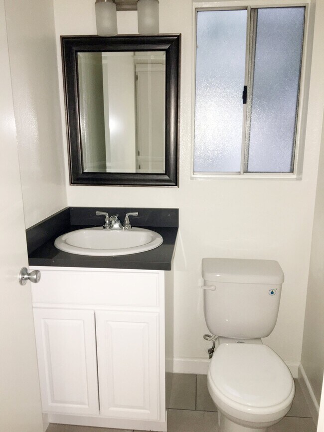 Photo - Aqua Vista Villa Townhome Apartments